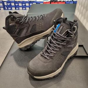 프로스펙스_UW23F731BK_크로스기어하이 하이탑 트래킹