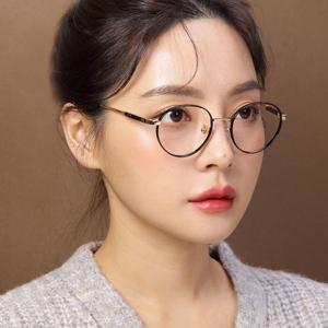 어나더루트 퓨어 티타늄 안경테 IP도금 HUGO C1