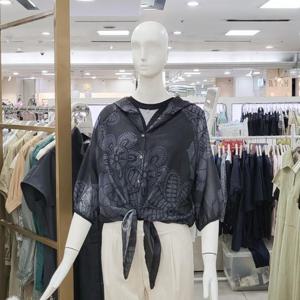 스테파니 DP01 에스닉 나염 매듭 후드 셔츠 A24JK4209