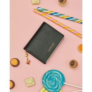 [질스튜어트] 블랙 로고장식 반지갑 JAWA4F055BK