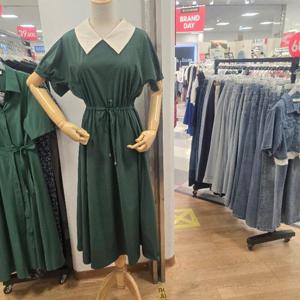 오프리미츠 HC26 가성비굿짱   유니크한카라넥 허리밴딩 롱 에이라인  원피스 B23op2804