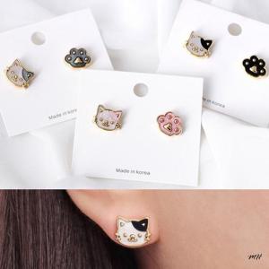 젤리고냥 러블리 아크릴 고양이 패션 티탄침 귀걸이