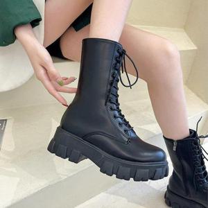 [잇백잇슈] 심플블랙통굽워커 키높이 캐주얼 패션