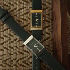 20대 여성 가죽 손목 시계 브랜드 그리드 그린