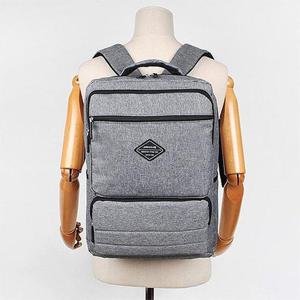 [프롬슈] 노멀 스퀘어패치 데일리백팩 여행용가방