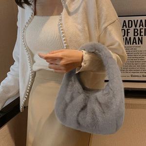 여성 겨울 털 퍼 만두백 미니백 핸드백 CH-22926T