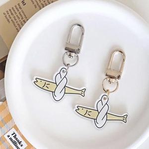 액막이 아크릴 명태 명주실 열쇠고리 키링