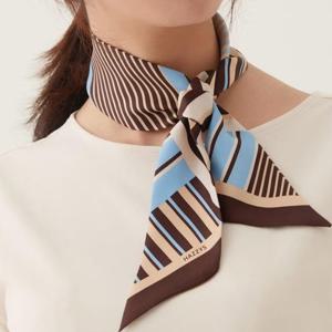 [헤지스] [SILK100%] 블루 스트라이프 쁘띠 실크 스카프 HIMU3F813B1