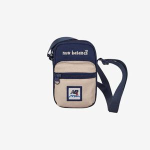 뉴발란스크로스백 PQC NK8AES315U-59 패턴 크로스백