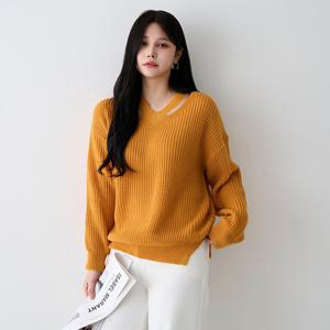 [피핀] 112027 트임 브이넥 니트