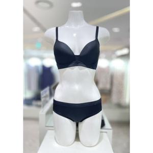 [엘르] 블랙 릴렉스 노와이어 브라햄세트 EDWBR563BK EDWBP563BK