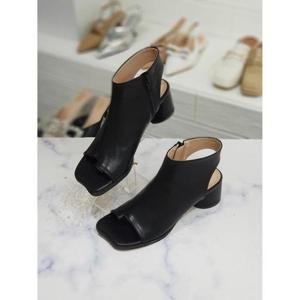 한슈 세이브존06 물결 오픈토 스판 슬링백 샌들힐 6cm HS445211oo