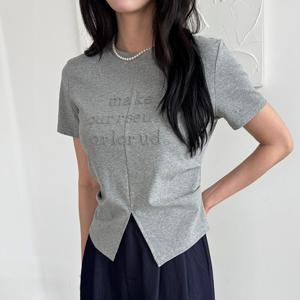 [모리스커밍홈] 메이크 자수 트임핀턱 티셔츠_M2505TS607B