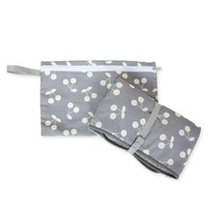 아트박스/뚜바비엥 마일드 휴대용 방수 기저귀패드_그레이체리