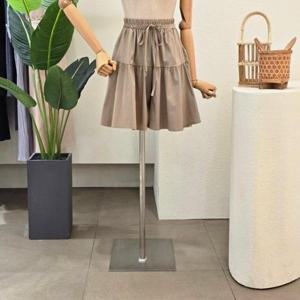 [포커스]FM5D3PT32394_쿨 티어드 셔링 숏 팬츠