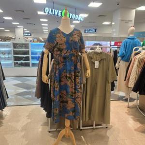 오프리미츠 HC26 가성비굿짱 바캉스룩 브이넥아사면100%쿨88사이즈가능력셔리원피스 B25op2609