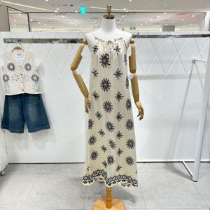 [밸리걸] 패턴 프린트 롱 원피스 803510