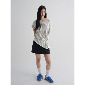 (125742MQC0) [에잇세컨즈] 언밸런스 스트라이프 저지탑  아이보리