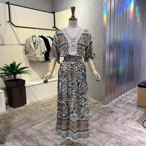 [ab.f.z]AOZ5HO32G_레이스 브이넥 셔링 원피스