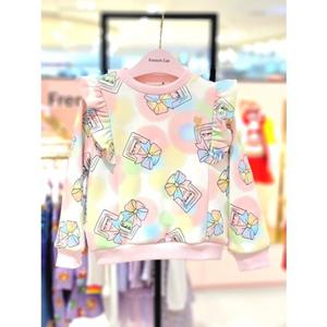 [프렌치캣 9D] 핑크 향수 나염 맨투맨 셔츠 (Q35DCT210S)