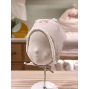 압소바 HK(베이지)루이 방울 모자(24년겨울신상) (AZ731506A)