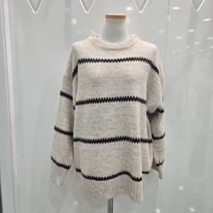 [밸리걸]단가라 라운드넥 박스핏니트808410(35500)_YS