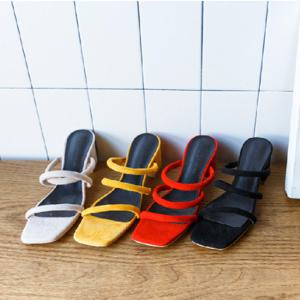 [블루피오레] 트리플 라인 미들힐 슬리퍼 BFS549