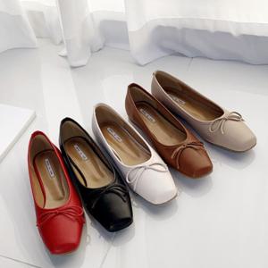 [바닐라슈] 머메인 각코 리본 고무창 플랫슈즈(1cm)