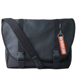 버빌리안 심플 메신저백 BLACK