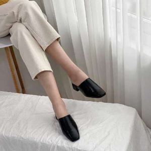 [블루피오레] 심플 통굽 뮬 블로퍼 BFS733