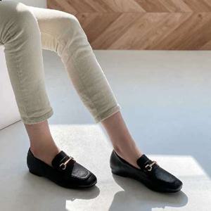 [블루피오레] 체인벨트 버클 플랫 로퍼 BFS838