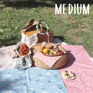 [더해피]핸드메이드 양면방수 피크닉 매트(중형) / 식탁 테이블 돗자리 캠핑 소풍 휴대용 감성 비치 블랭킷