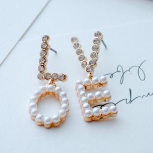 [리본크림]LOVE 진주큐빅 드롭 귀걸이