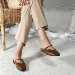 [블루피오레] 브이라인 메리제인 블로퍼 BFS999