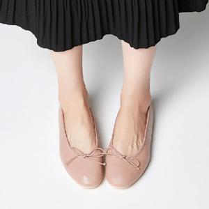 [블루피오레] 양가죽 리본 플랫슈즈 BFS1048