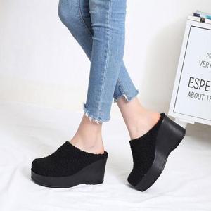 [신꼬가] 10cm 여성 키높이 통굽 겨울 퍼 블로퍼