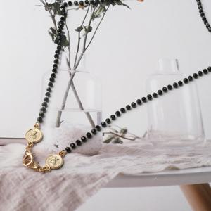 스와니 메달 블랙비즈 마스크 스트랩 (M001012C/Accessories)