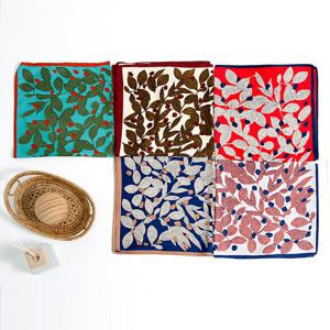 [더로라]정사각쁘띠 스카프- 나뭇잎일러스트 S21020