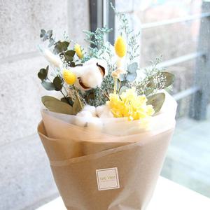 더봄 프리저브드플라워 목화와 옐로수국꽃