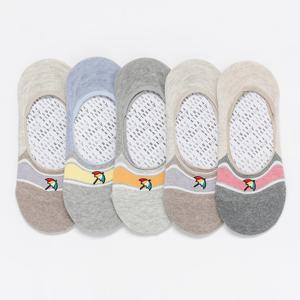 AP6401 아놀드파마 여성 미끄럼방지 덧신 양말 5족