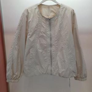 Destijl HC06 구김 없는 소매 밴딩 라운드 집업 벌룬 점퍼 D2513jp10B