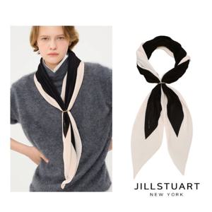 [질스튜어트] 블랙 플리츠 마름모 스카프 JASC4F610BK