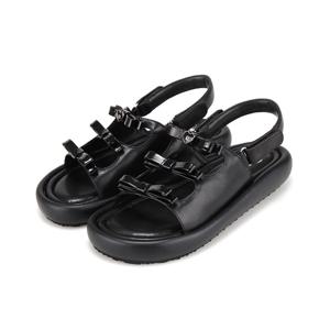 [바바라(슈즈)]3단 리사랑스러운 무드가 느껴지는 플랫 샌들 BBI333 3COLOR