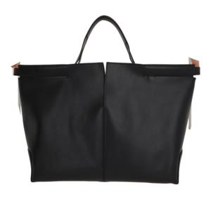 토즈 부드러운 블랙 가죽 쇼핑백 XBWDBMA0300 RORB999