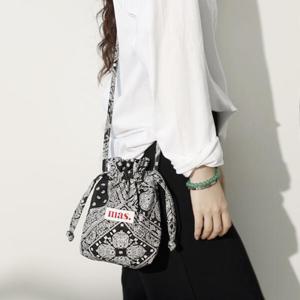 아트박스/마스마룰즈 String cross bag _ 스트링백 반다나 블랙