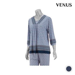 [비너스][출고가 59000원]폴리스판 기하 보더나염 상의(SVEV3711F)