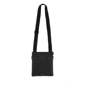 페라가모 로고 디테일 레더 숄더백 1566522