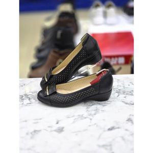 허시파피 세이브존05 여성4Cm굽세미정장구두 AWE3R401