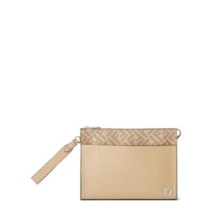 펜디 펜디 FF 스퀘어 베이지 클러치백 2179804