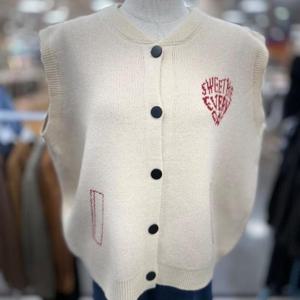 클리지 HC40 루즈핏니트조끼 Cp8wkv04